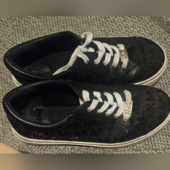 Michael Kors Black and White Monogrammed Women's Sneakers - Picture 5 of 9